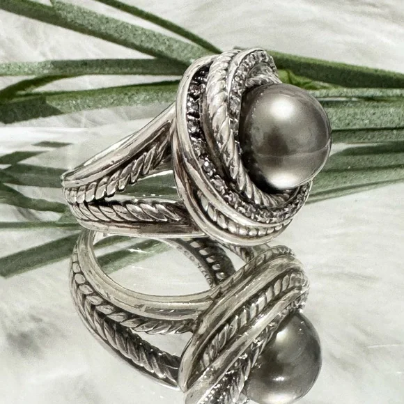 David Yurman Tahitian Pearl Diamond Crossover Ring - Picture 3 of 13
